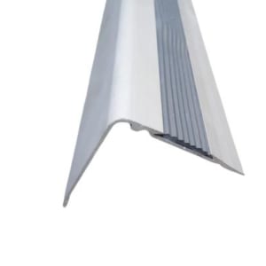 NẸP NHÔM CHỐNG TRƠN ,NẸP MŨI BẬC 65X65MM- THANH 2,7M CHO BẬC SẢNH LỚN