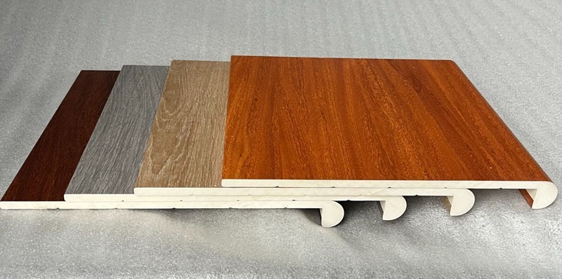 Tấm ốp chống trượt cầu thang